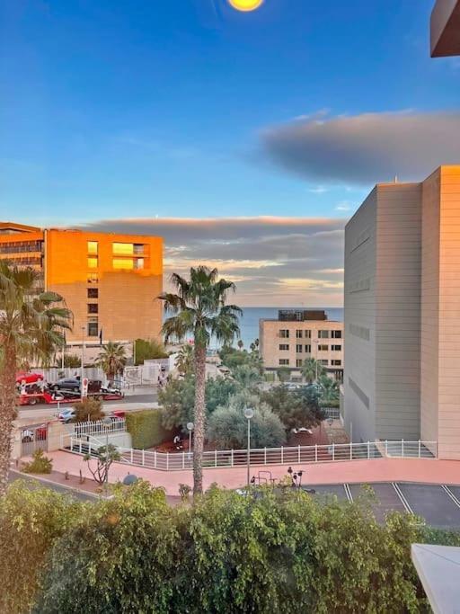 City Of Light Apartament Alicante Eksteriør billede